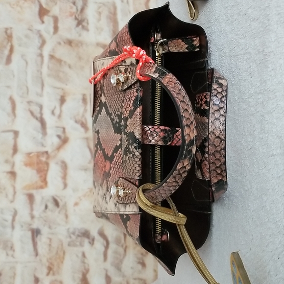 New Sophia Webster Hola Mini Snake-Print Top-Handle Tote Bag - Picture 9 of 13